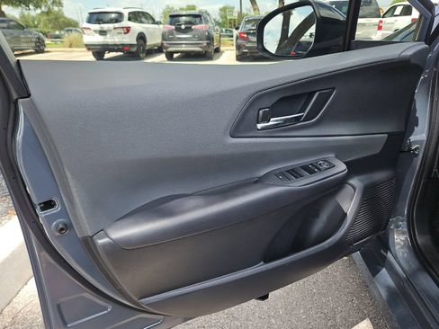 Used 2025 Toyota Prius XLE FWD image 10