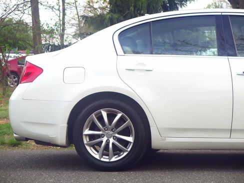 Used 2008 INFINITI G35 x Sedan w/ Premium Pkg AWD/4WD image 18