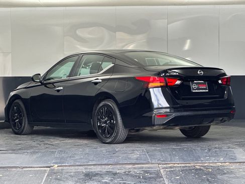 Used 2022 Nissan Altima 2.5 S image 5