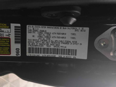 Used 2022 Toyota Tacoma Limited RWD image 11