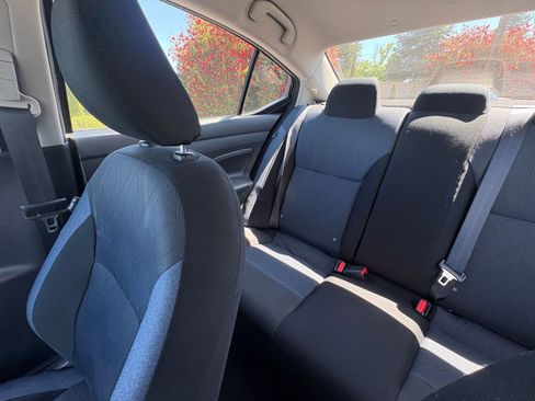 Used 2025 Nissan Versa SV image 37