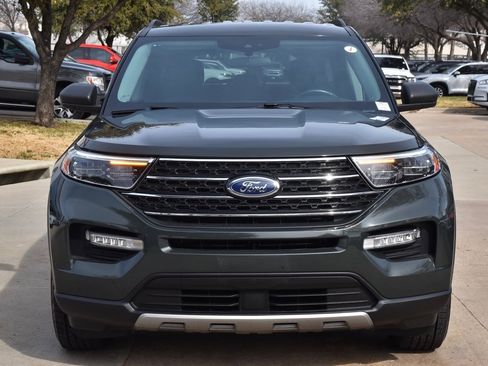 Certified 2023 Ford Explorer XLT w/ Equipment Group 202A image 3