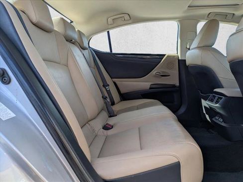 Used 2019 Lexus ES 350 w/ Accessory Package 2 FWD image 20