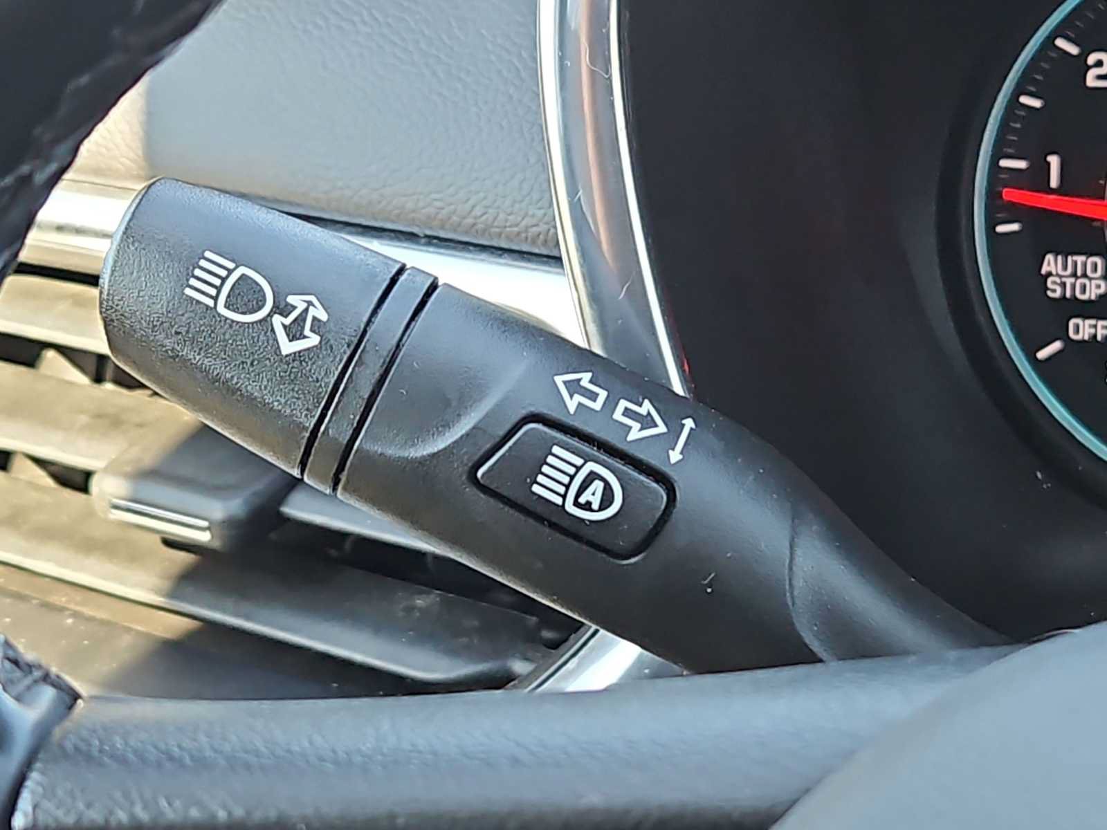 Used 2024 Chevrolet Equinox LT FWD image 21
