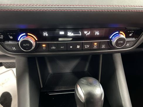 Used 2021 MAZDA MAZDA6 Carbon Edition image 17