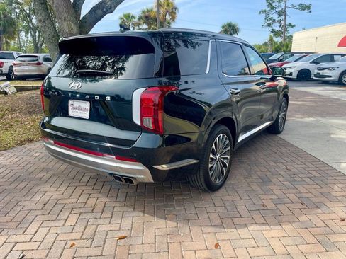 Used 2025 Hyundai Palisade Calligraphy FWD image 6