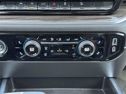 Used 2024 Chevrolet Silverado 1500 LT Trail Boss image 6