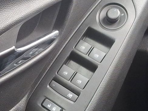 Certified 2022 Chevrolet Trax LT w/ LT Convenience Package image 26