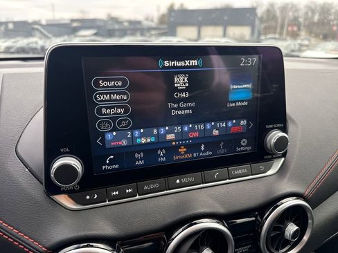 Used 2025 Nissan Sentra SR w/ SR Premium Package image 20