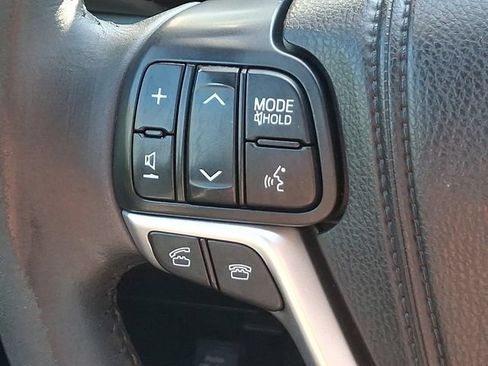 Used 2014 Toyota Highlander Limited AWD/4WD image 24