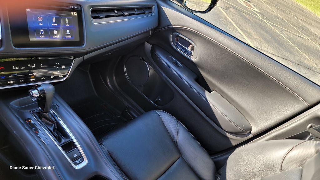 Used 2018 Honda HR-V EX-L image 23