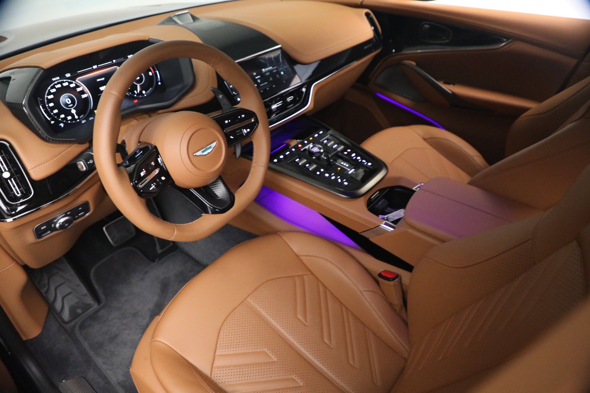 Used 2026 Aston Martin DBX S AWD/4WD image 20
