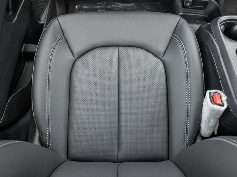 New 2025 Chrysler Pacifica Select image 26