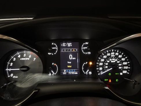 Used 2021 Toyota Sequoia Platinum AWD/4WD image 13