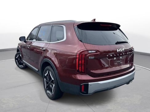 Used 2023 Kia Telluride S w/ S Sunroof Package image 8
