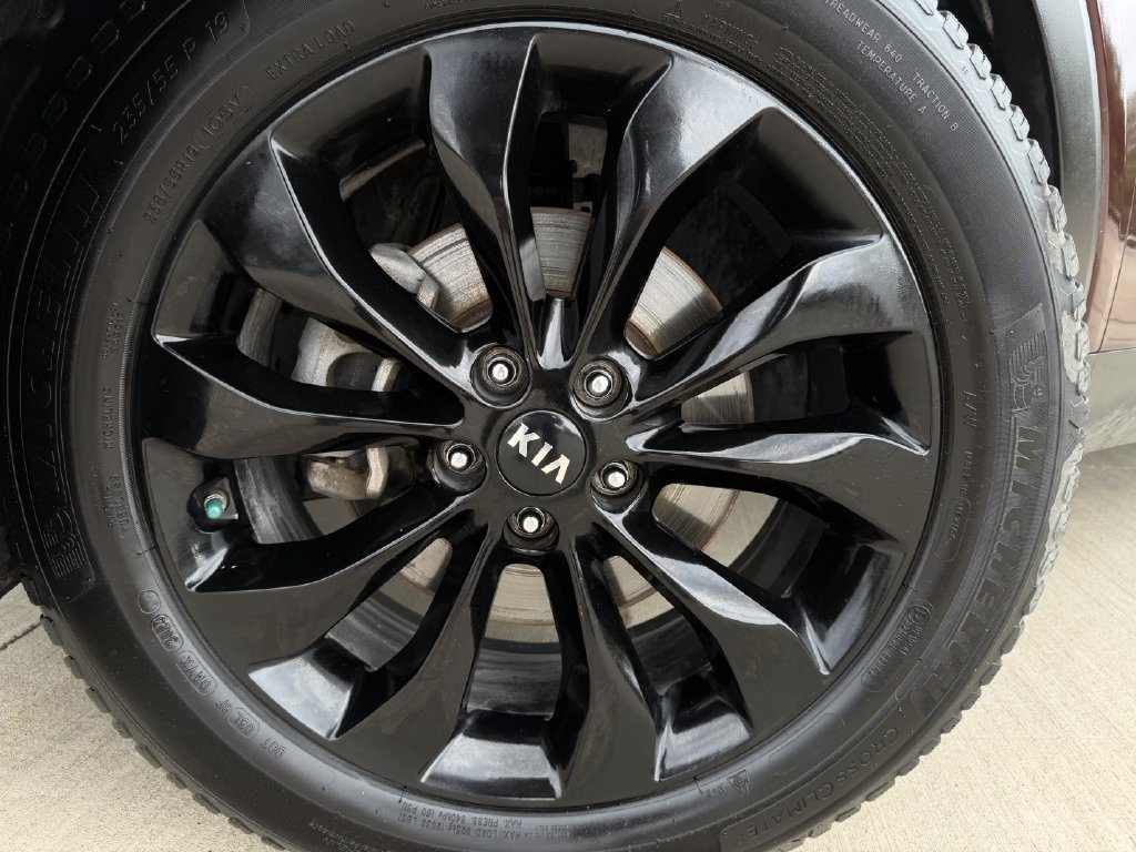 Used 2020 Kia Sorento EX FWD image 9
