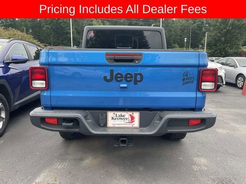 Used 2022 Jeep Gladiator Sport AWD/4WD image 6