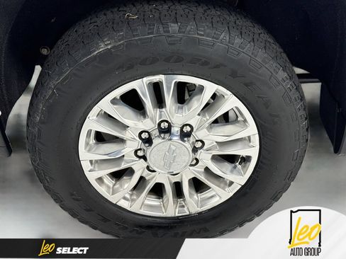 Used 2020 Chevrolet Silverado 2500 High Country AWD/4WD image 37