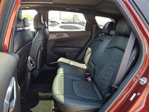 Used 2024 Kia Sportage X-Line w/ X-Line Premium Package AWD/4WD image 11