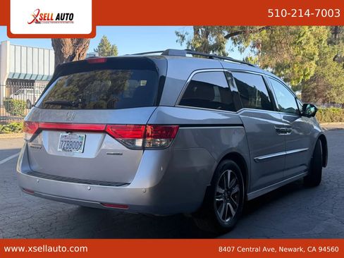 Used 2016 Honda Odyssey Touring image 4