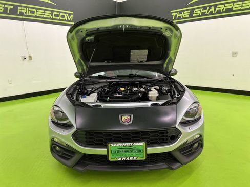Used 2018 FIAT 124 Spider Abarth w/ Convenience Group RWD image 4