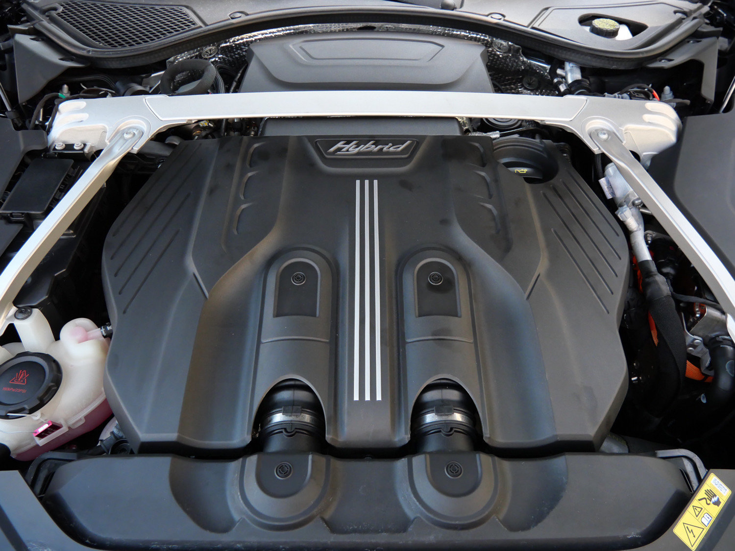 Used 2023 Bentley Flying Spur Plug-In Hybrid AWD/4WD image 27