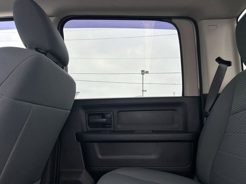 Used 2017 RAM 2500 Tradesman w/ Chrome Appearance Group image 27
