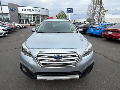 Used 2016 Subaru Outback 3.6R Limited AWD/4WD image 8