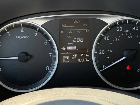 Used 2025 Nissan Kicks Play S FWD image 17