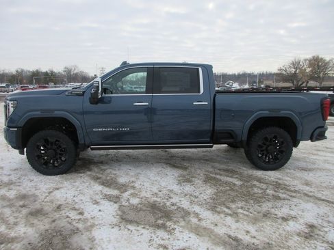 New 2026 GMC Sierra 2500 Denali Ultimate image 10