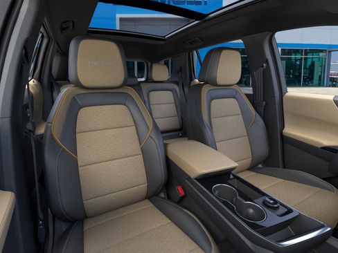 New 2026 Chevrolet Equinox ACTIV FWD image 16