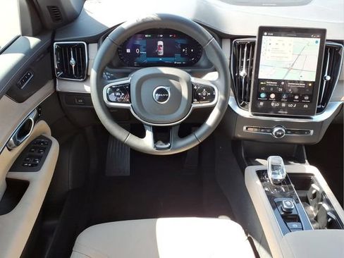 Used 2026 Volvo XC90 B6 Plus AWD/4WD image 7