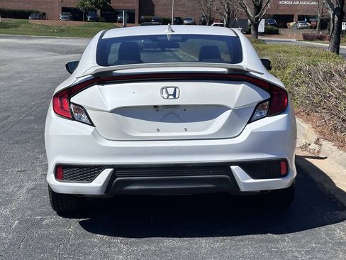 Used 2017 Honda Civic EX-T image 4