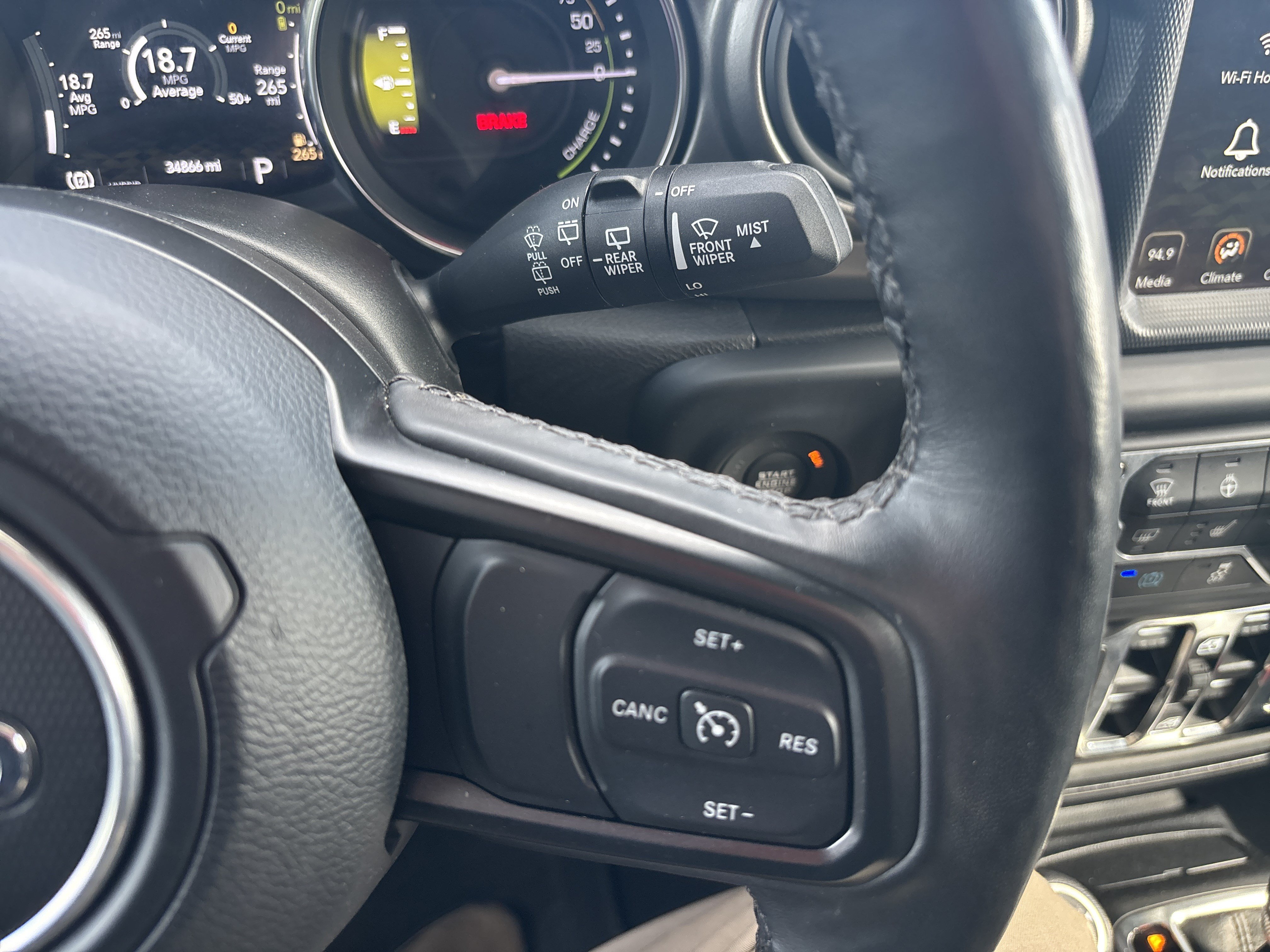 Used 2023 Jeep Wrangler Unlimited w/ Cold Weather Group AWD/4WD image 22