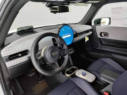 New 2026 MINI Cooper 2-Door Hardtop FWD image 2