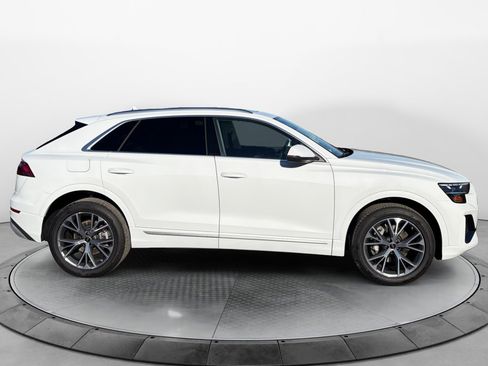 New 2026 Audi Q8 Premium image 8