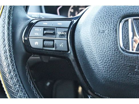 Used 2023 Honda Civic Sport image 18