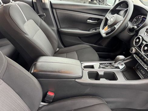 Used 2024 Nissan Sentra SV image 8