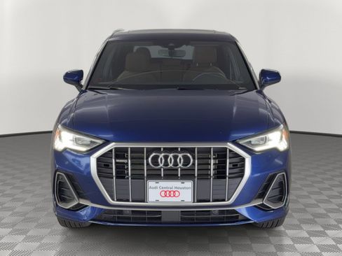 Certified 2025 Audi Q3 2.0T Premium w/ Convenience Package AWD/4WD image 6