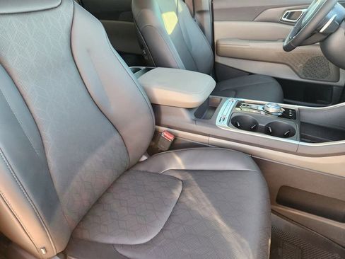 New 2026 Kia Carnival SX FWD image 10