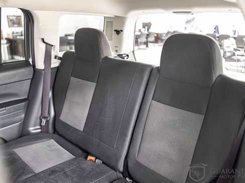 Used 2012 Jeep Patriot Sport image 29