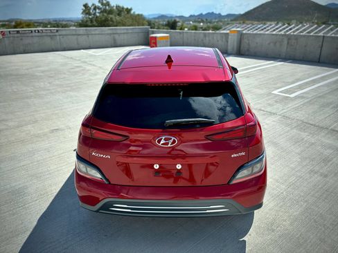 Used 2022 Hyundai Kona SEL w/ Convenience Package FWD image 8