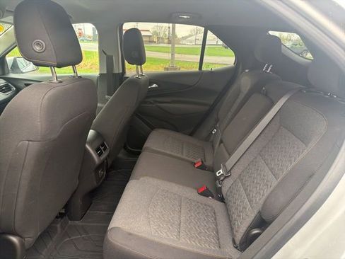 Used 2022 Chevrolet Equinox LT w/ Driver Convenience Package AWD/4WD image 24