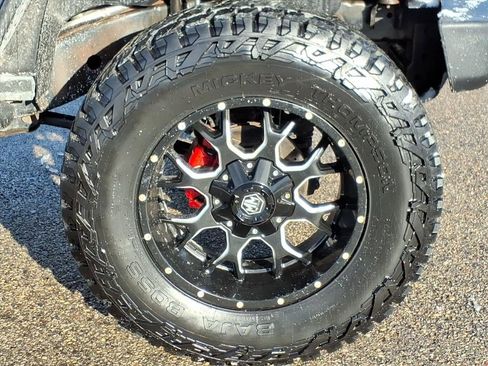 Used 2014 Jeep Wrangler Unlimited Sport image 10