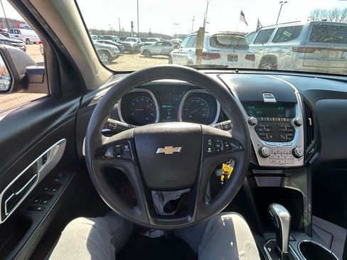 Used 2014 Chevrolet Equinox LS image 25