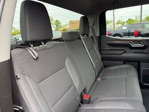 Used 2023 Chevrolet Silverado 1500 LT AWD/4WD image 13