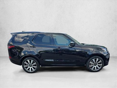 Used 2019 Land Rover Discovery HSE AWD/4WD image 4