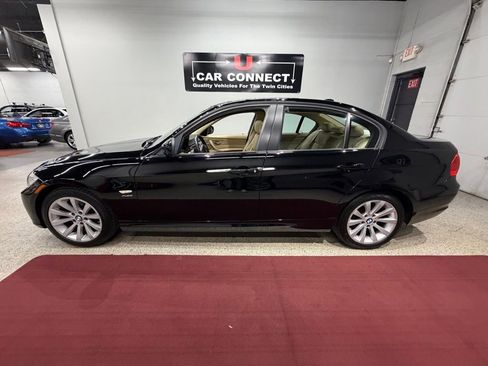 Used 2011 BMW 328i xDrive Sedan image 19