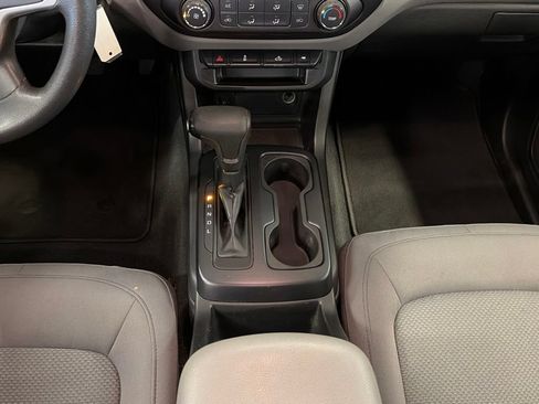 Used 2020 Chevrolet Colorado W/T w/ Custom Special Edition RWD image 20