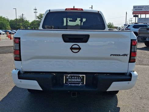 Certified 2023 Nissan Frontier PRO-4X w/ Technology Package AWD/4WD image 6